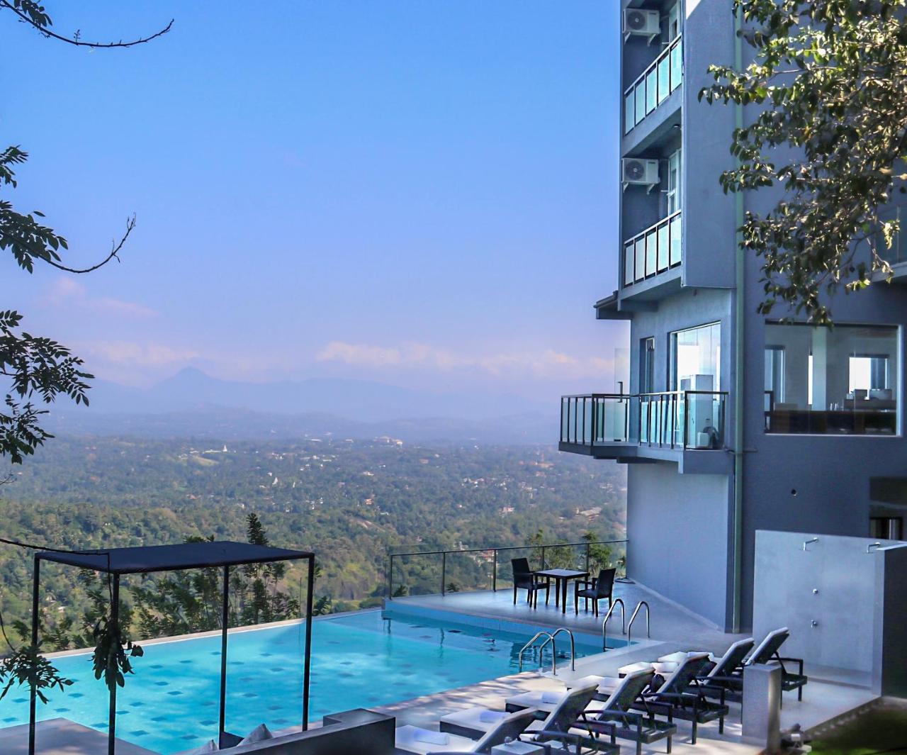 Mount Blue Kandy Exterior photo